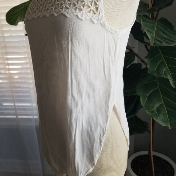 ASTR the Label white silk tunic top size XS - Picture 4 of 11